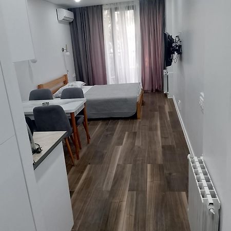 Next Apartments Batumi Esterno foto